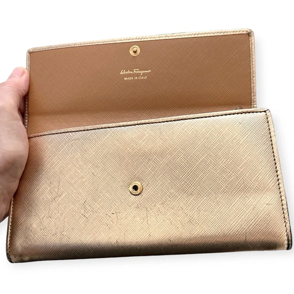 Salvatore Ferragamo salvatore ferragamo